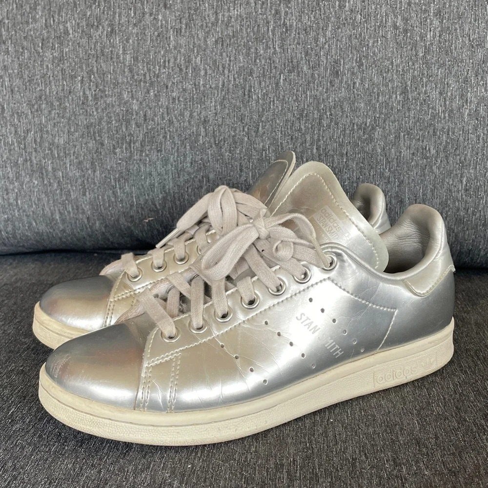 Stan Smith Adidas liquid silver sneakers US 7 - Picture 3 of 11